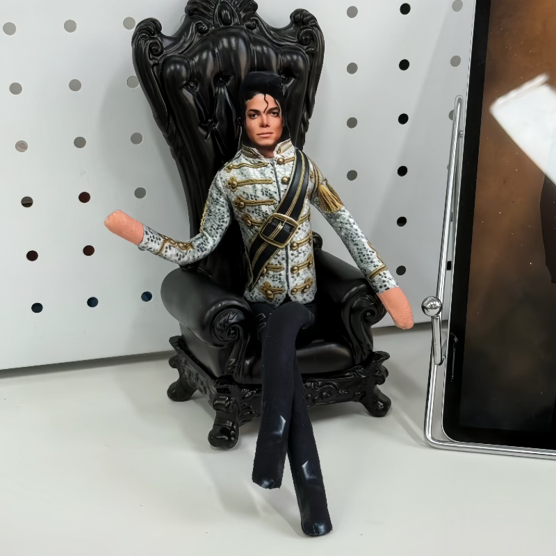 Michael Jackson Biegbare Plüsc – Dolls Bewertung und Preis